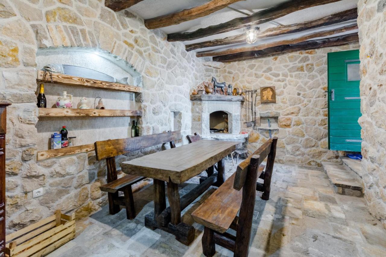 Holiday Home Rustic Kraljici Exterior foto